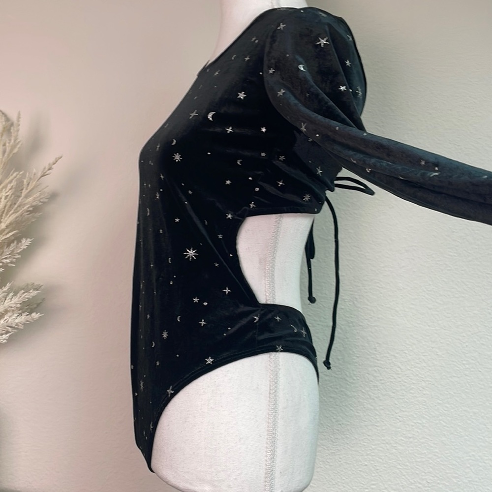 Women’s Black&Silver Galaxy Long Sleeve Velvet Open Back Bodysuit- Wild Fable - Picture 5 of 6